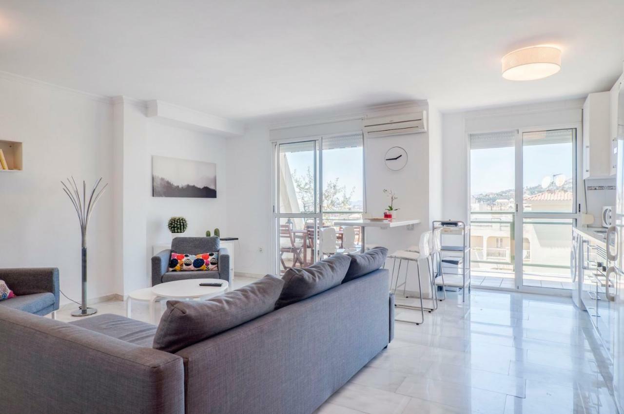 Apartamento Playaquebrada Apartment Benalmadena Bagian luar foto
